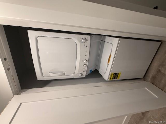 19 Bellport Lane # 1, Bellport Village, NY 11713