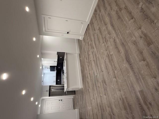 19 Bellport Lane # 1, Bellport Village, NY 11713