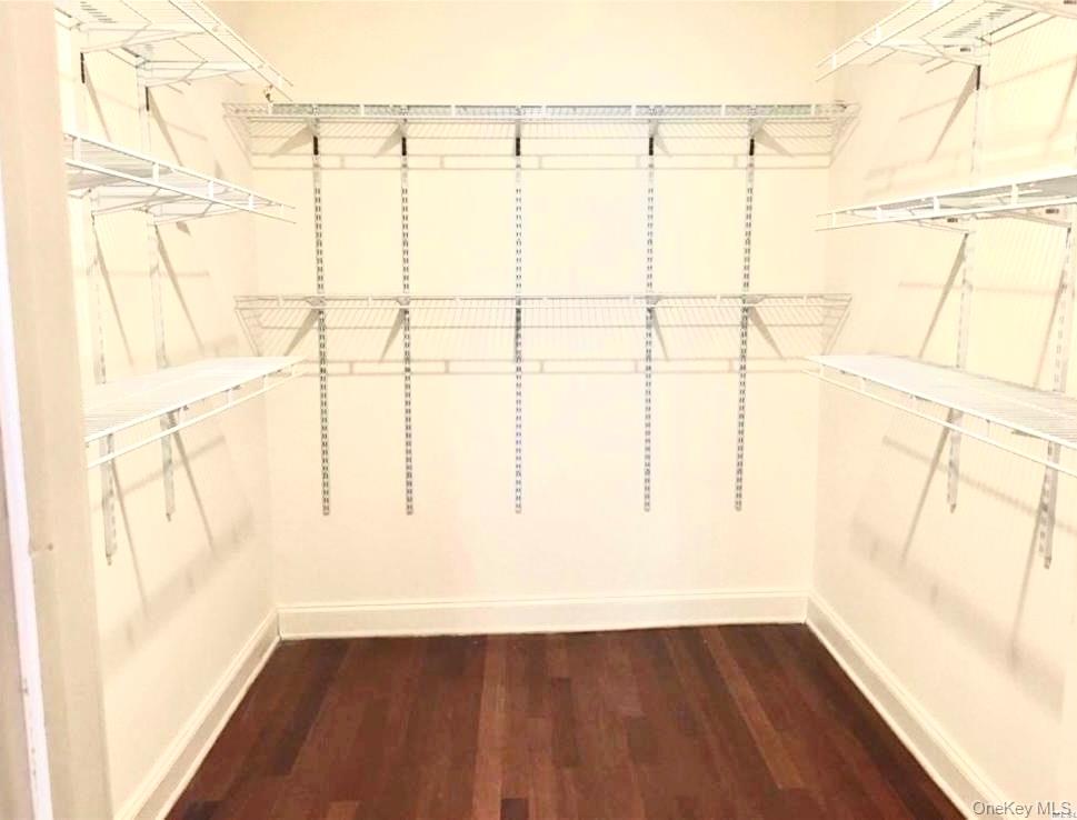 171 Great Neck Road # 1A, Great Neck, NY 11021