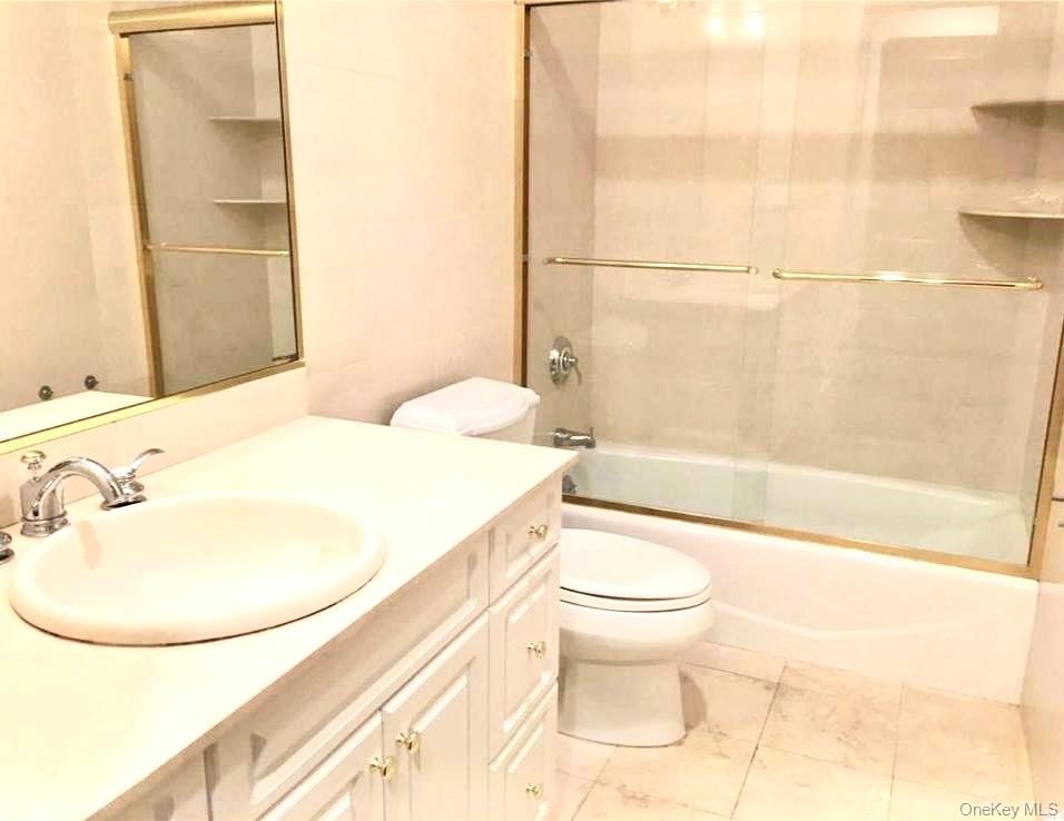 171 Great Neck Road # 1A, Great Neck, NY 11021