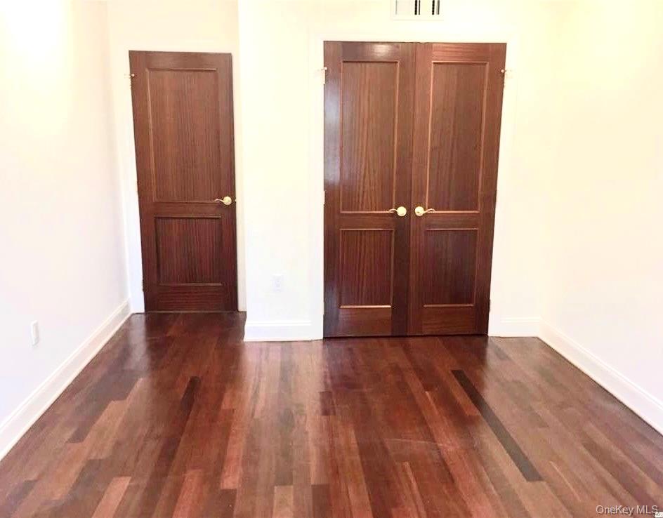 171 Great Neck Road # 1A, Great Neck, NY 11021