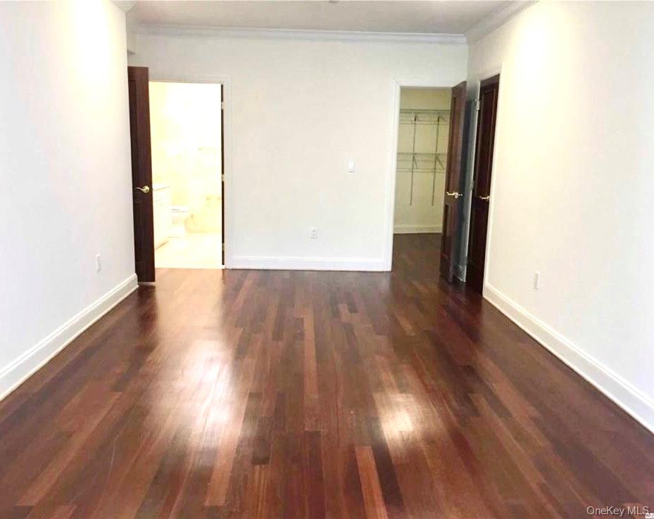 171 Great Neck Road # 1A, Great Neck, NY 11021