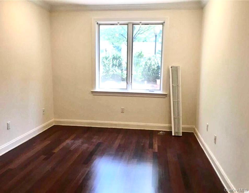 171 Great Neck Road # 1A, Great Neck, NY 11021