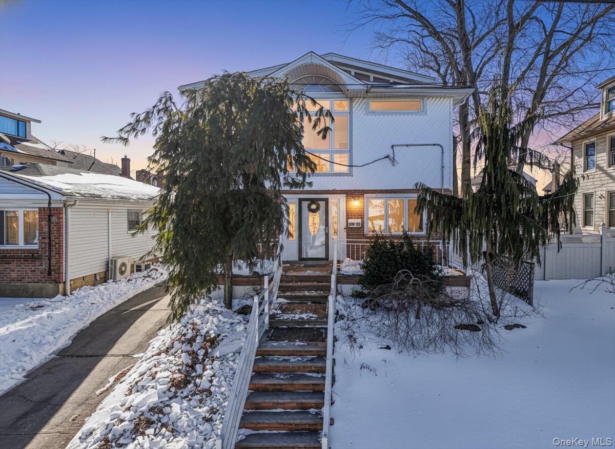 157-40 9th Avenue, Beechhurst, NY 11357