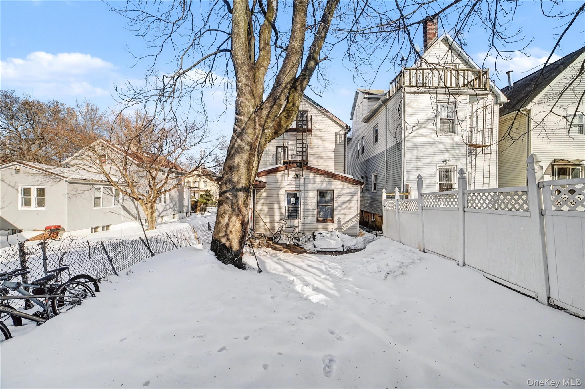 420 S 9th Avenue, Mount Vernon, NY 10550