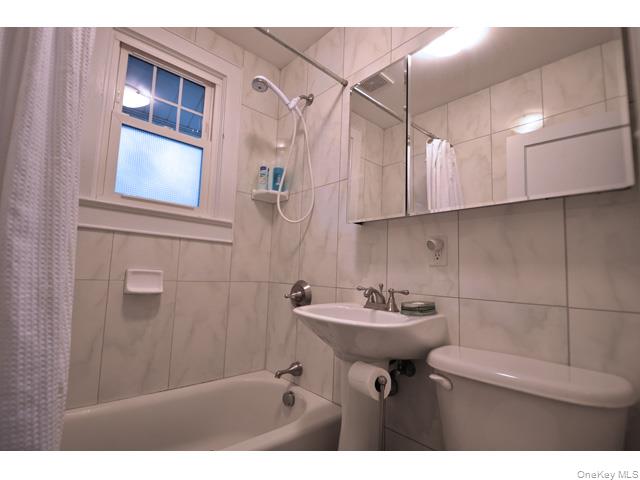 43 Pye Lane, South Jamesport, NY 11970