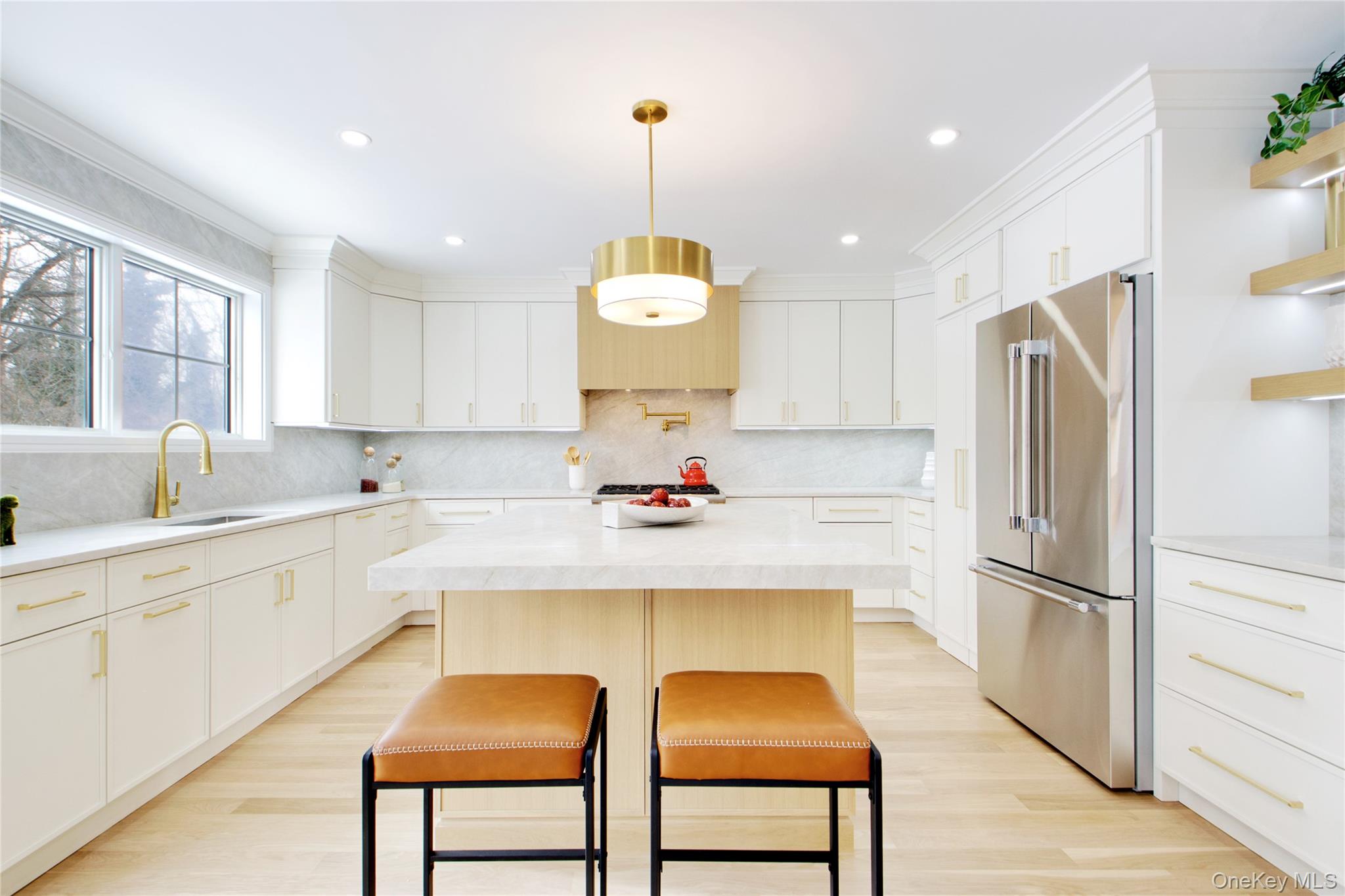 30 4th Street, Manhasset, NY 11030