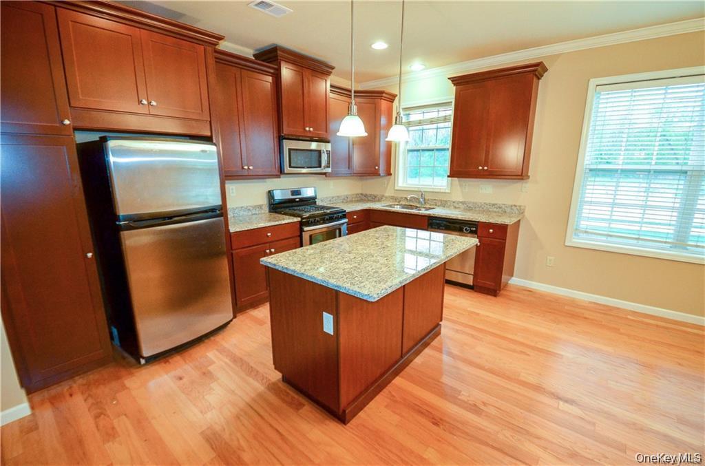 216 Canter Court, Goshen, NY 10924