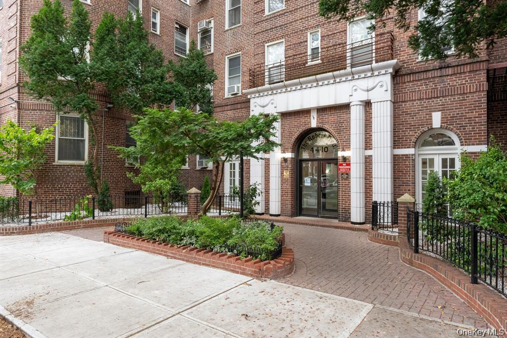 44-10 Ketcham Street # 3D, Elmhurst, NY 11373