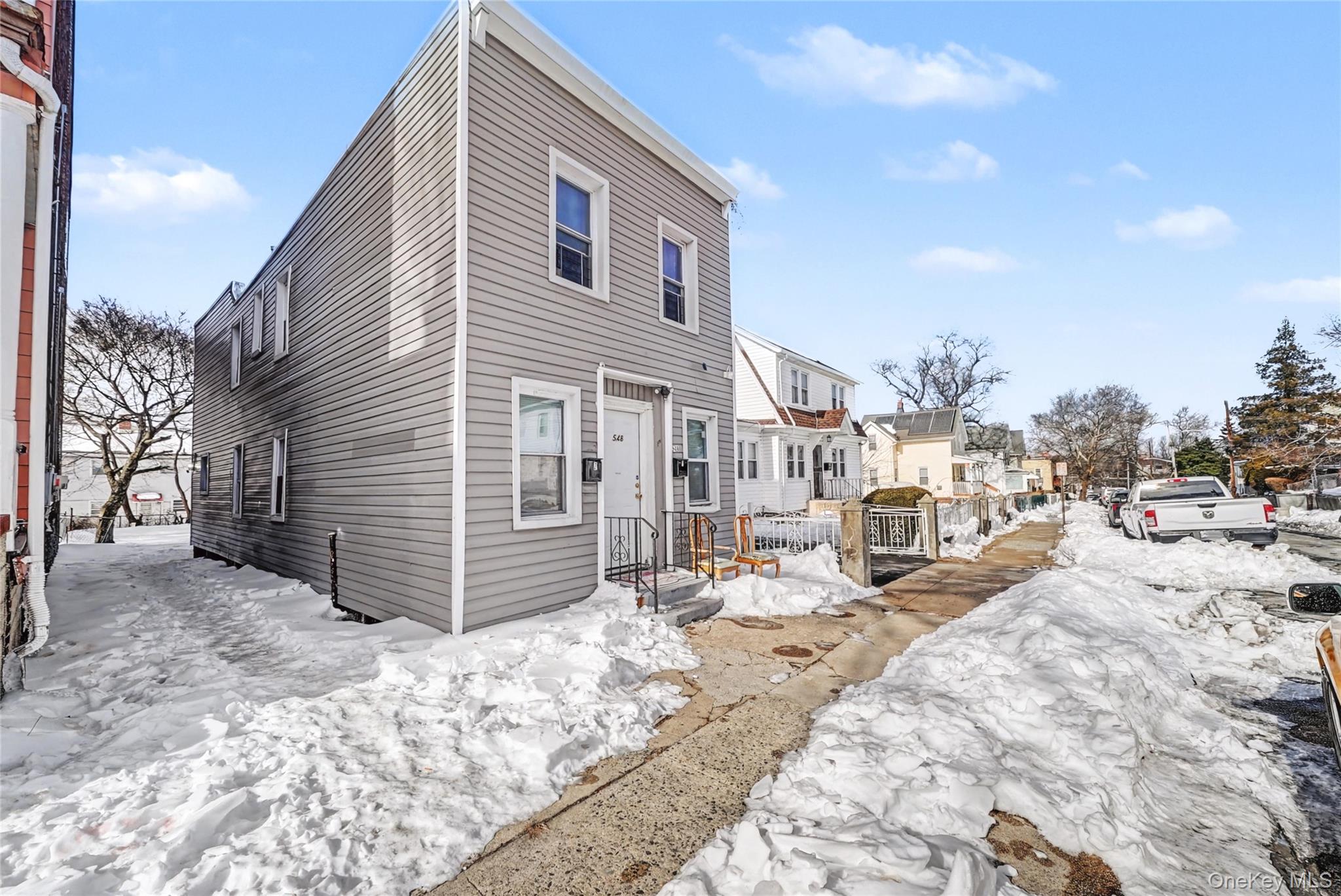 548 S 8th Avenue, Mount Vernon, NY 10550