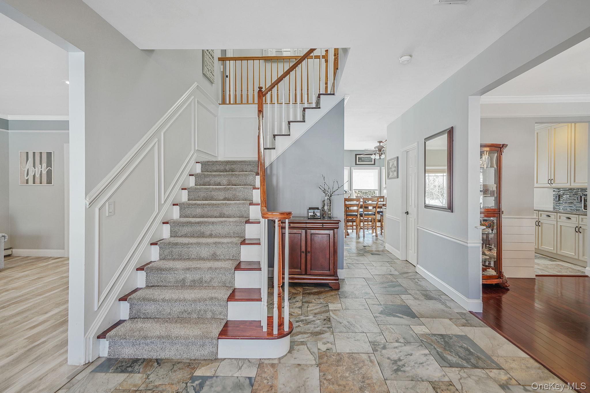 24 Embassy Road, Selden, NY 11784