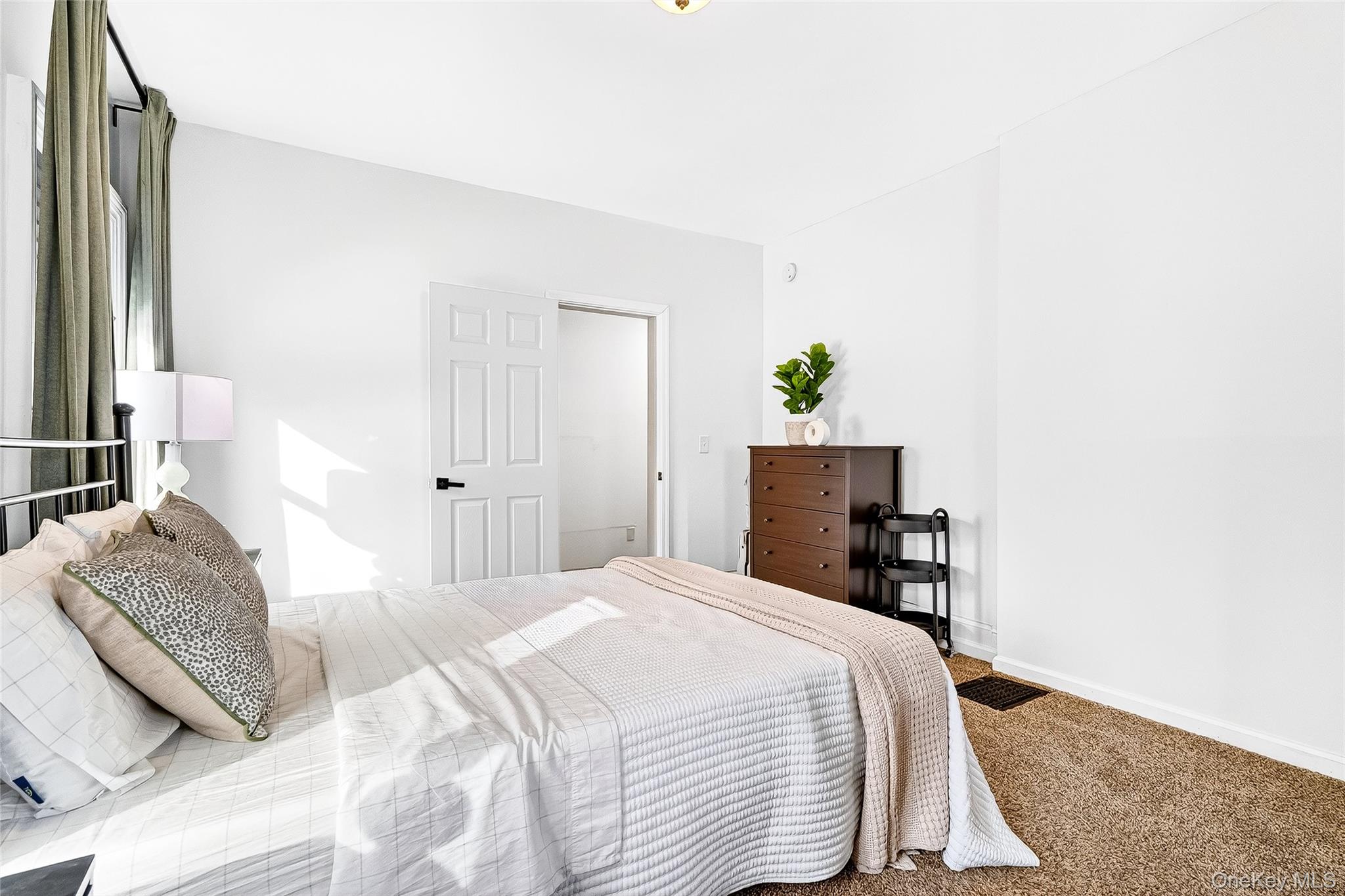 2750 Route 6, Slate Hill, NY 10973