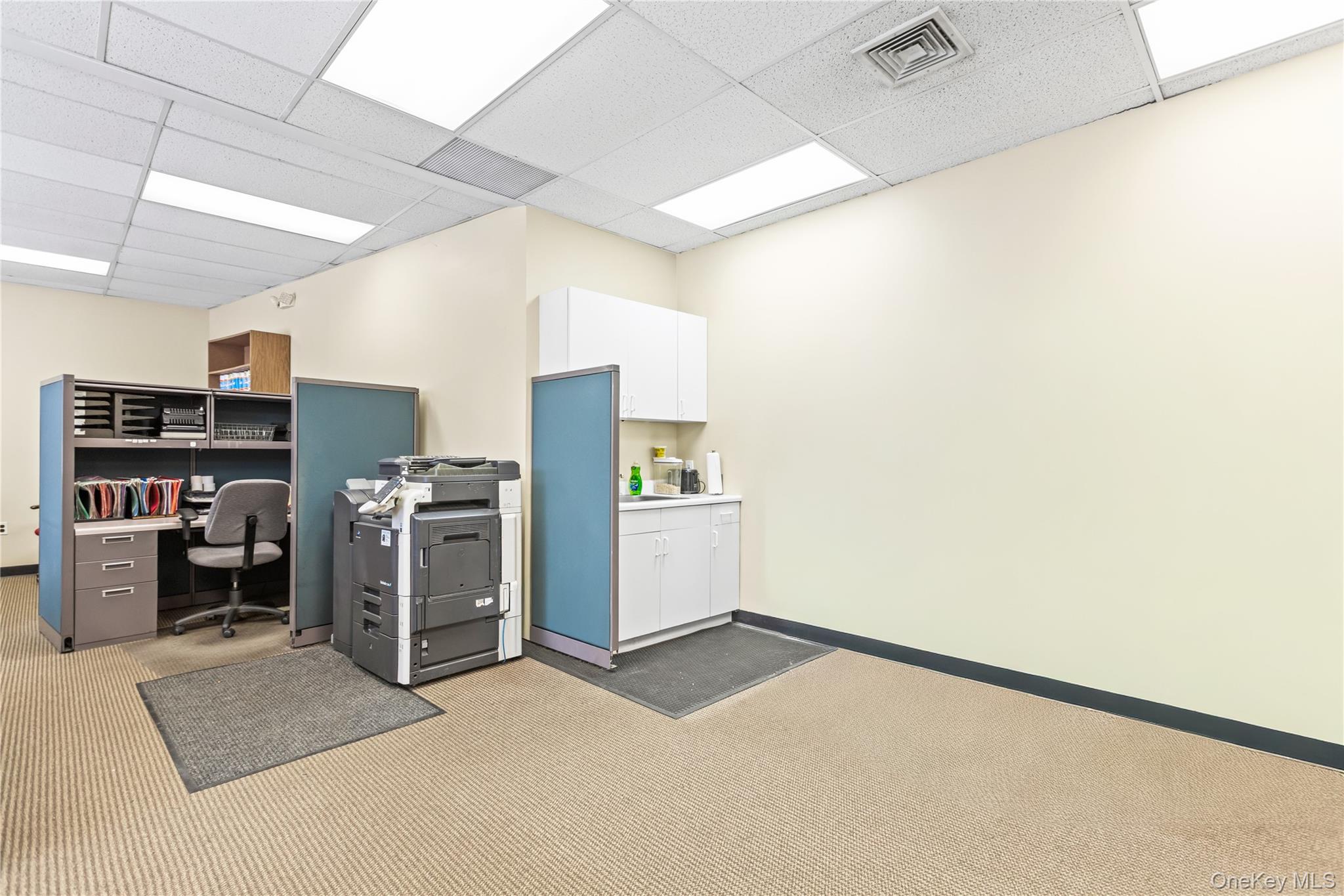 3330 Veterans Memorial Highway, Bohemia, NY 11716