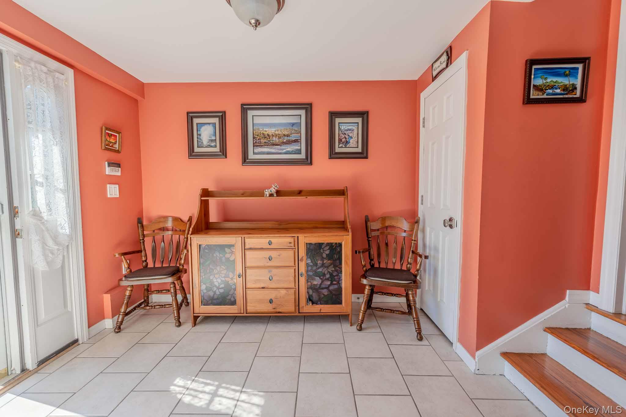 519 Gwynn Street, Babylon, NY 11702