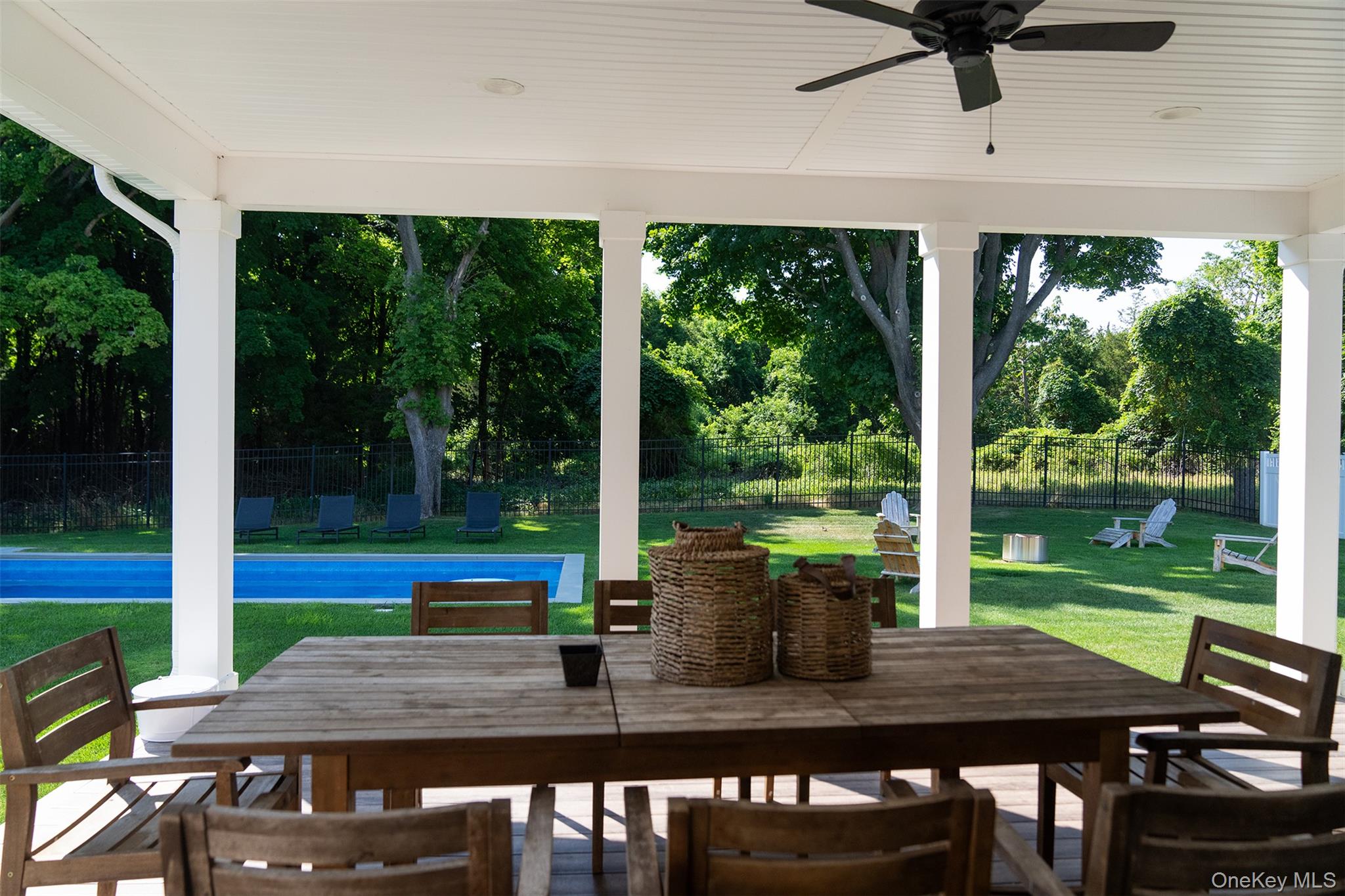 700 Gin Lane, Southold, NY 11971