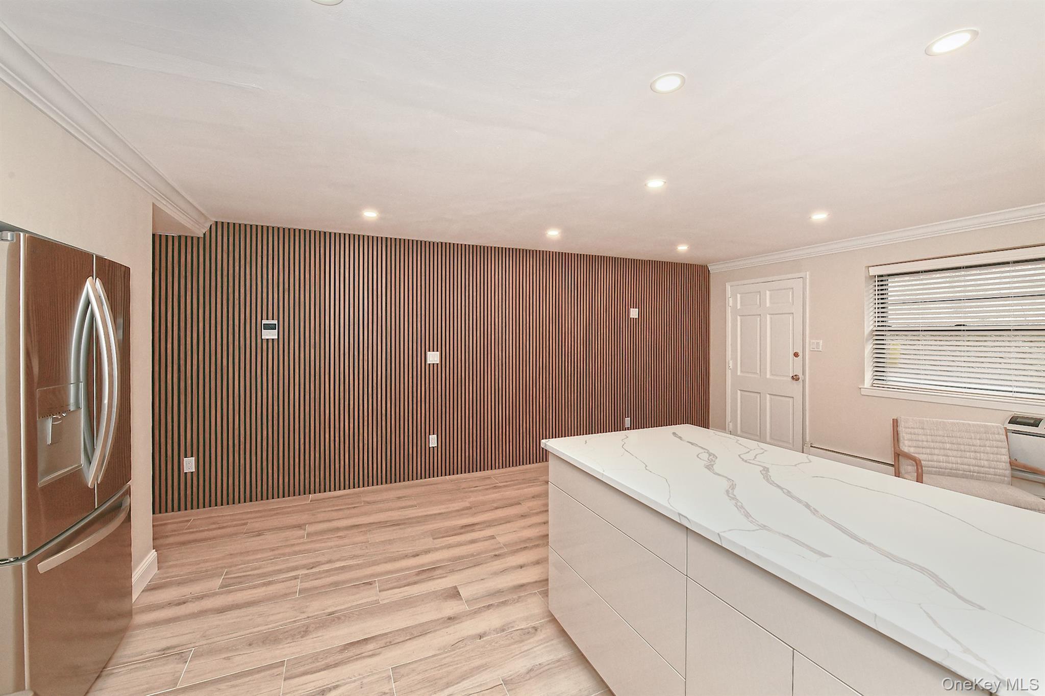 80 Lincoln Avenue # A6, Rockville Centre, NY 11750