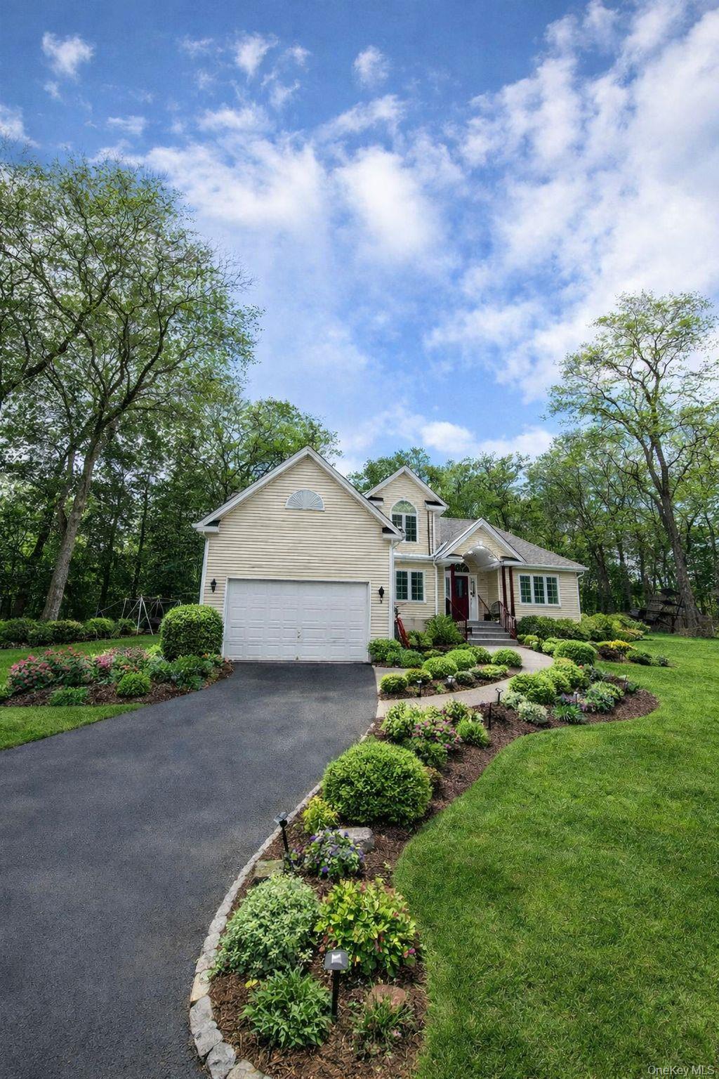 535 Creek Road, Poughkeepsie, NY 12601