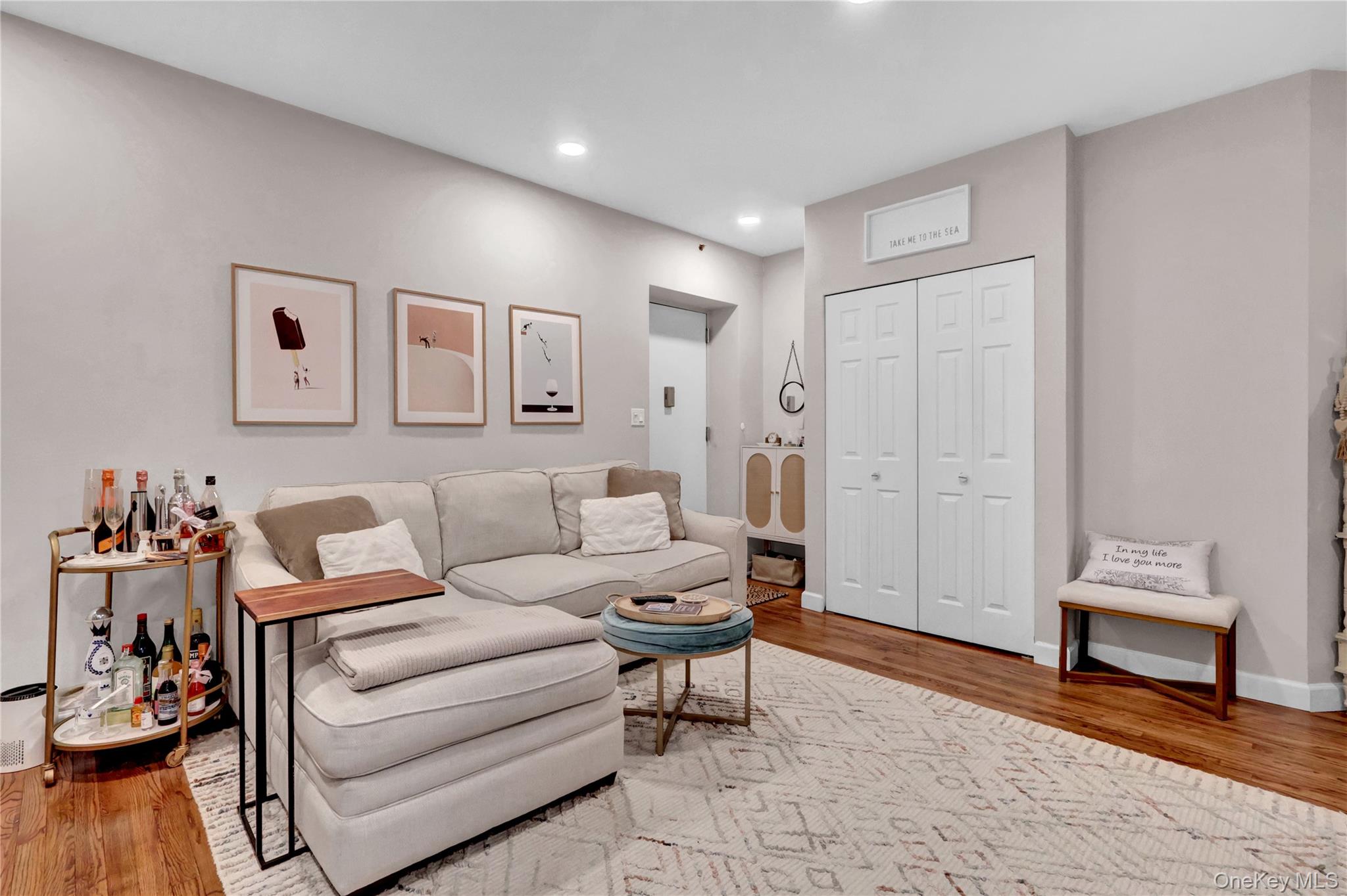 25 W Broadway # 110, Long Beach, NY 11561