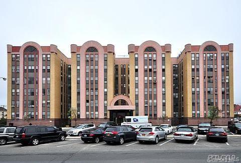 25 W Broadway # 110, Long Beach, NY 11561