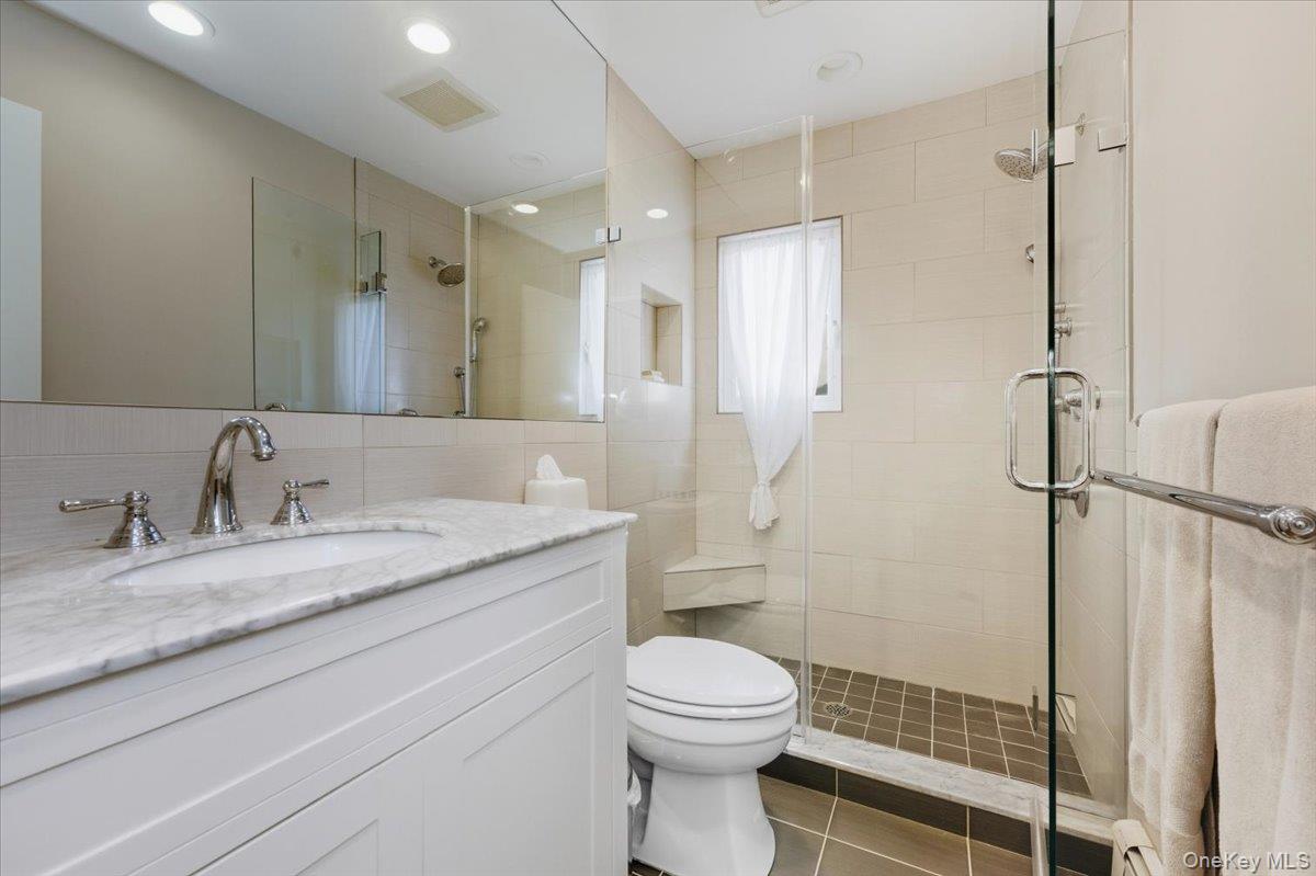 14 Vinton Street, Long Beach, NY 11561