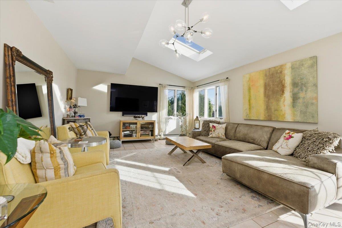 14 Vinton Street, Long Beach, NY 11561