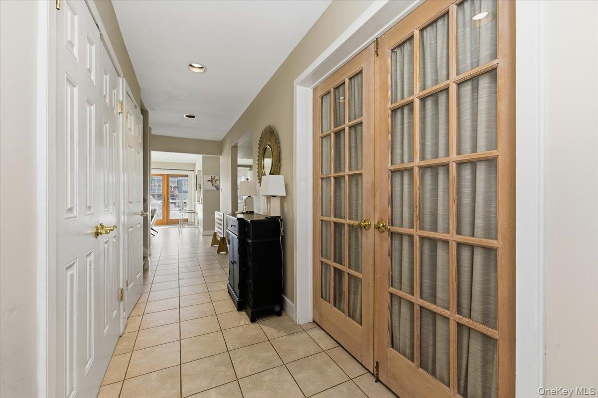 14 Vinton Street, Long Beach, NY 11561