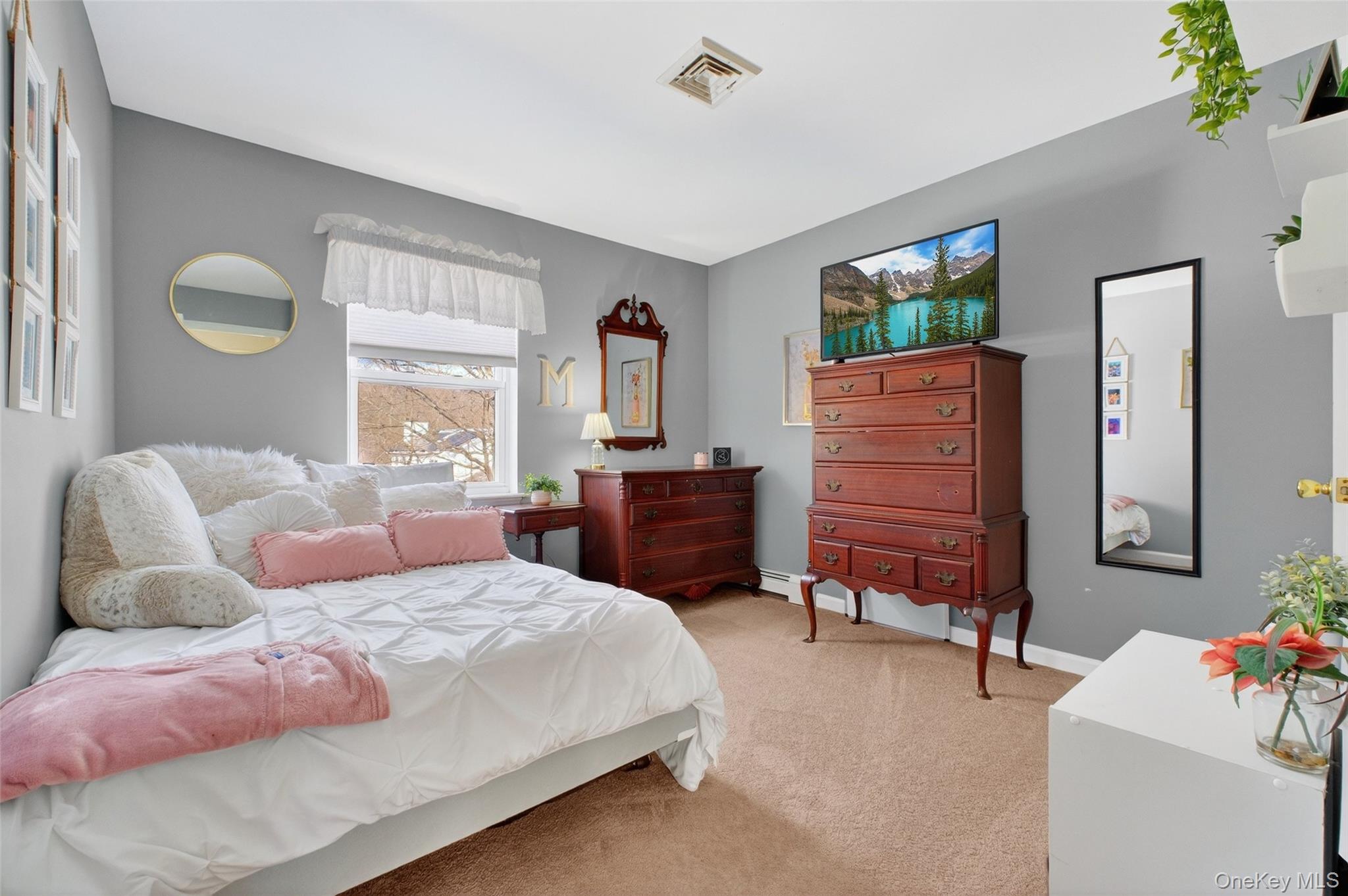 68 Blackberry Way, Hopewell Junction, NY 12533