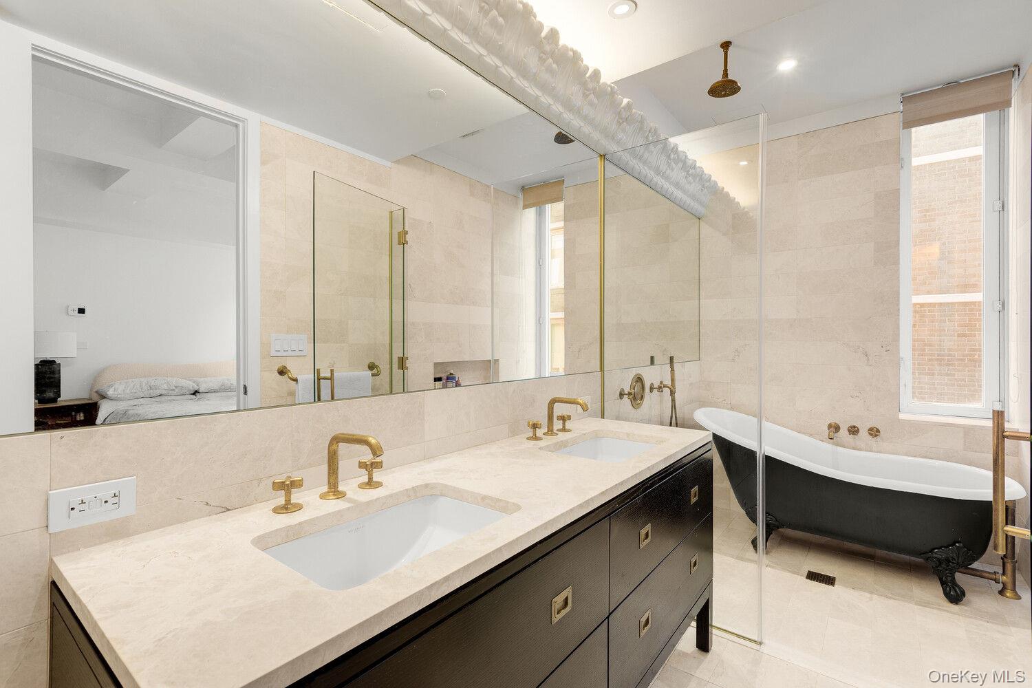 93 WORTH Street # 1201, New York (Manhattan), NY 10013