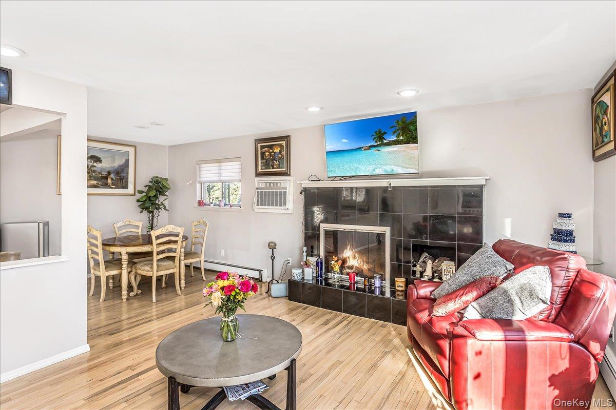 85 Unqua Road, Massapequa, NY 11758