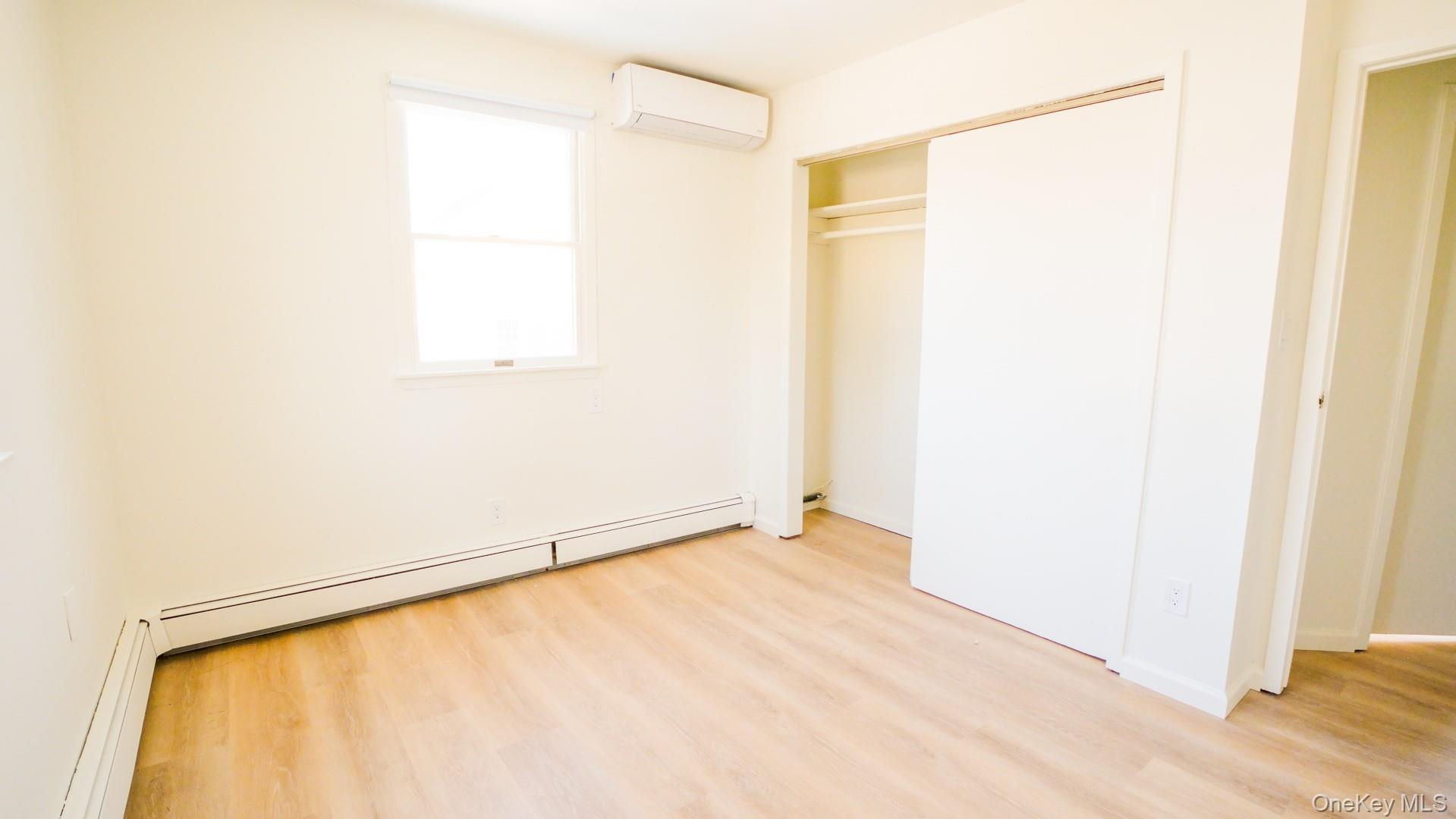 5 Pearsall Place, Babylon, NY 11702