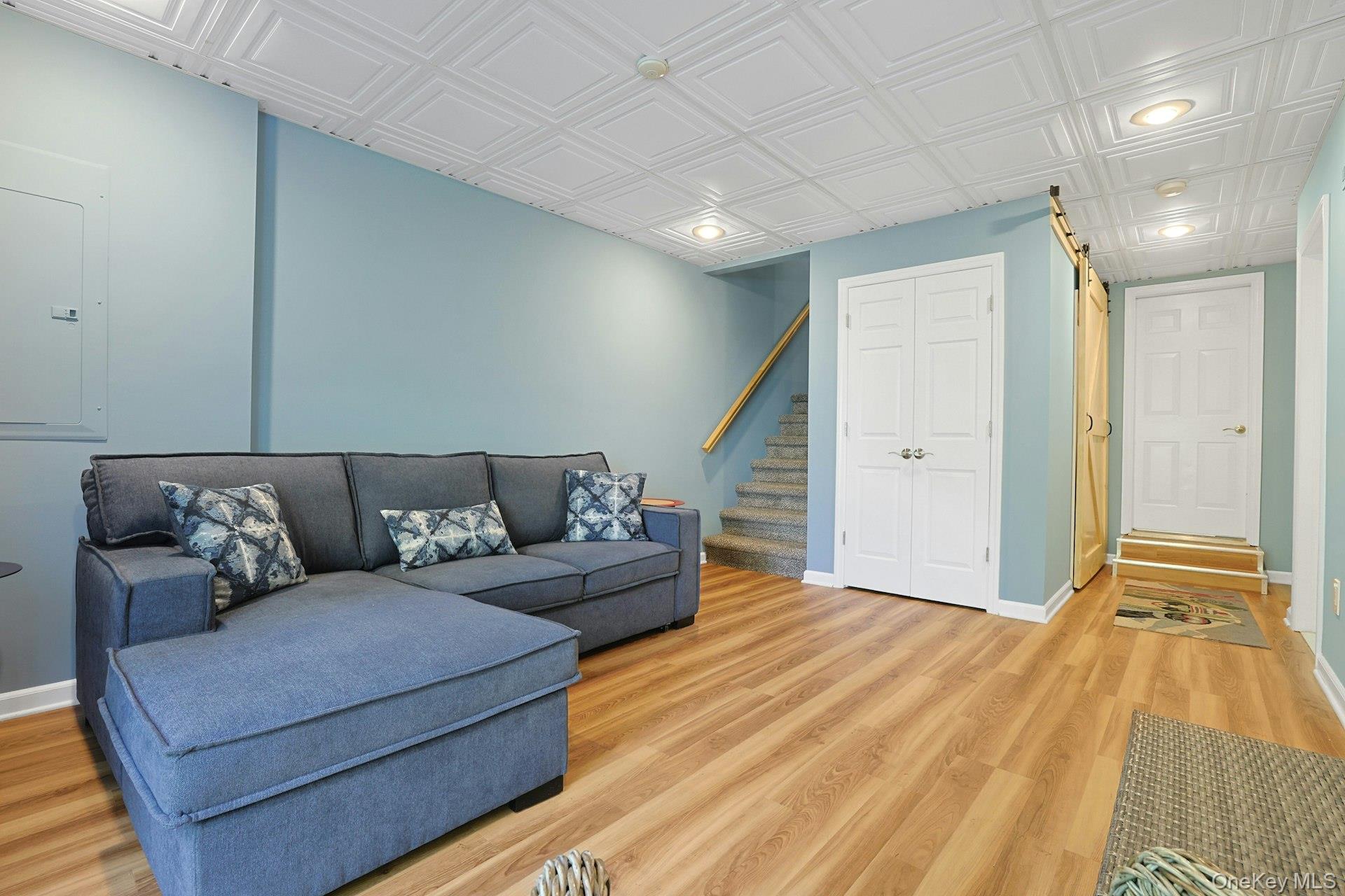 44 Alexander Court, Nanuet, NY 10954