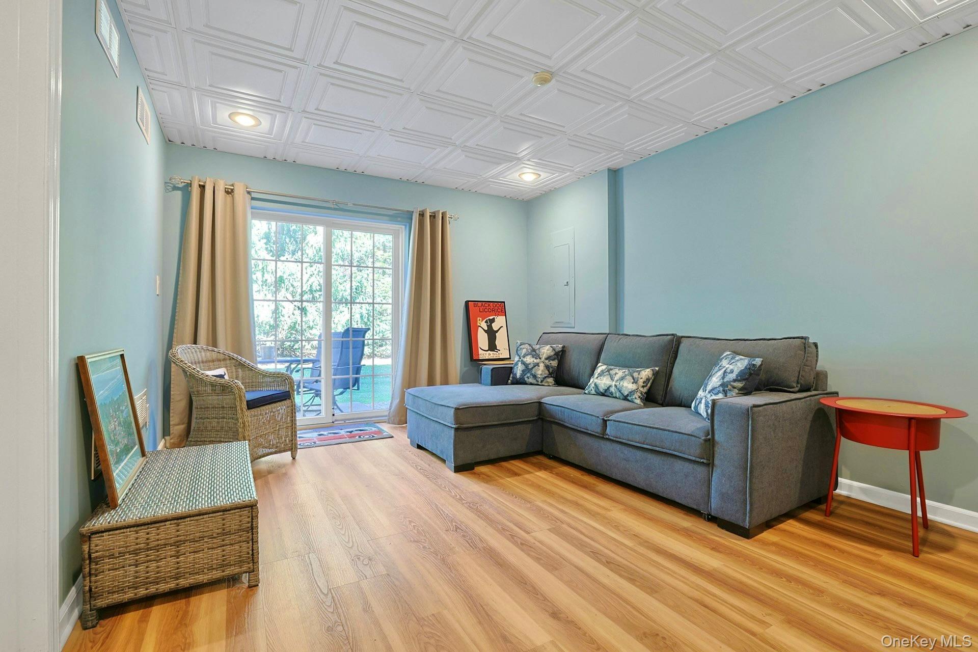 44 Alexander Court, Nanuet, NY 10954