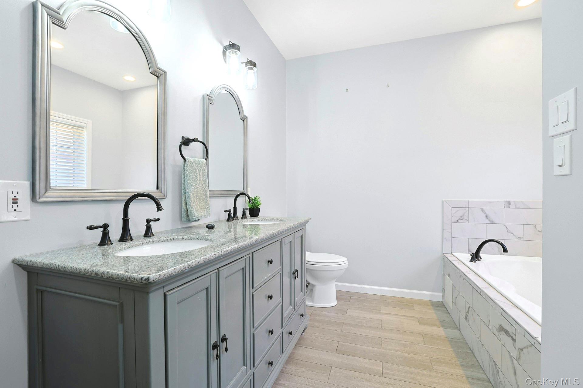 44 Alexander Court, Nanuet, NY 10954