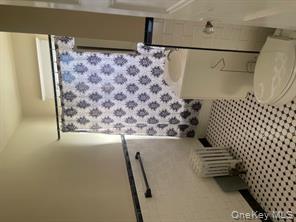 33 Landing Rd, Glen Cove, NY 11542