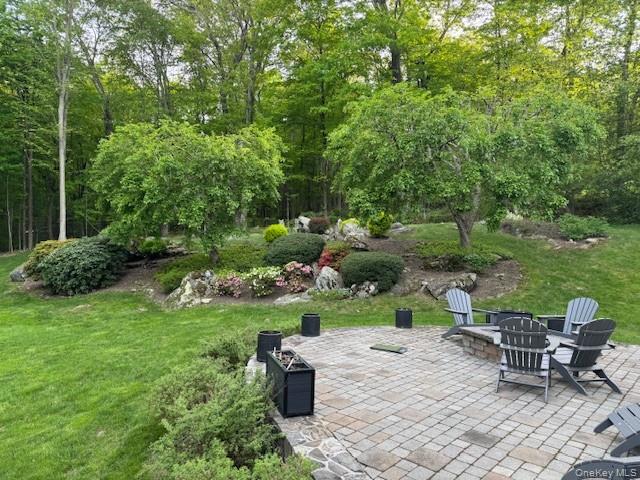 14 Adams Farm Road, Katonah, NY 10536