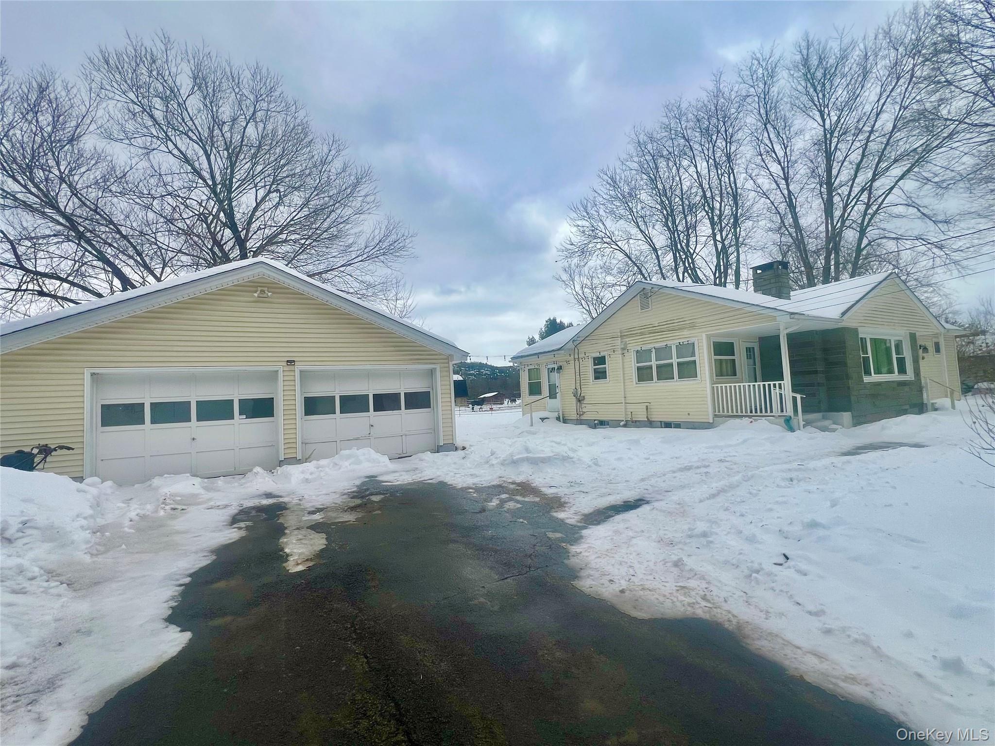 22 Canal Drive, Godeffroy, NY 12729