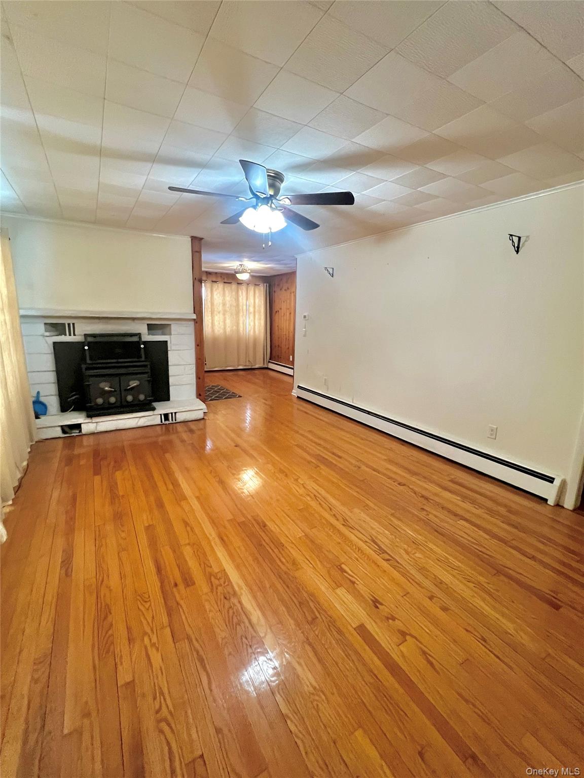 22 Canal Drive, Godeffroy, NY 12729