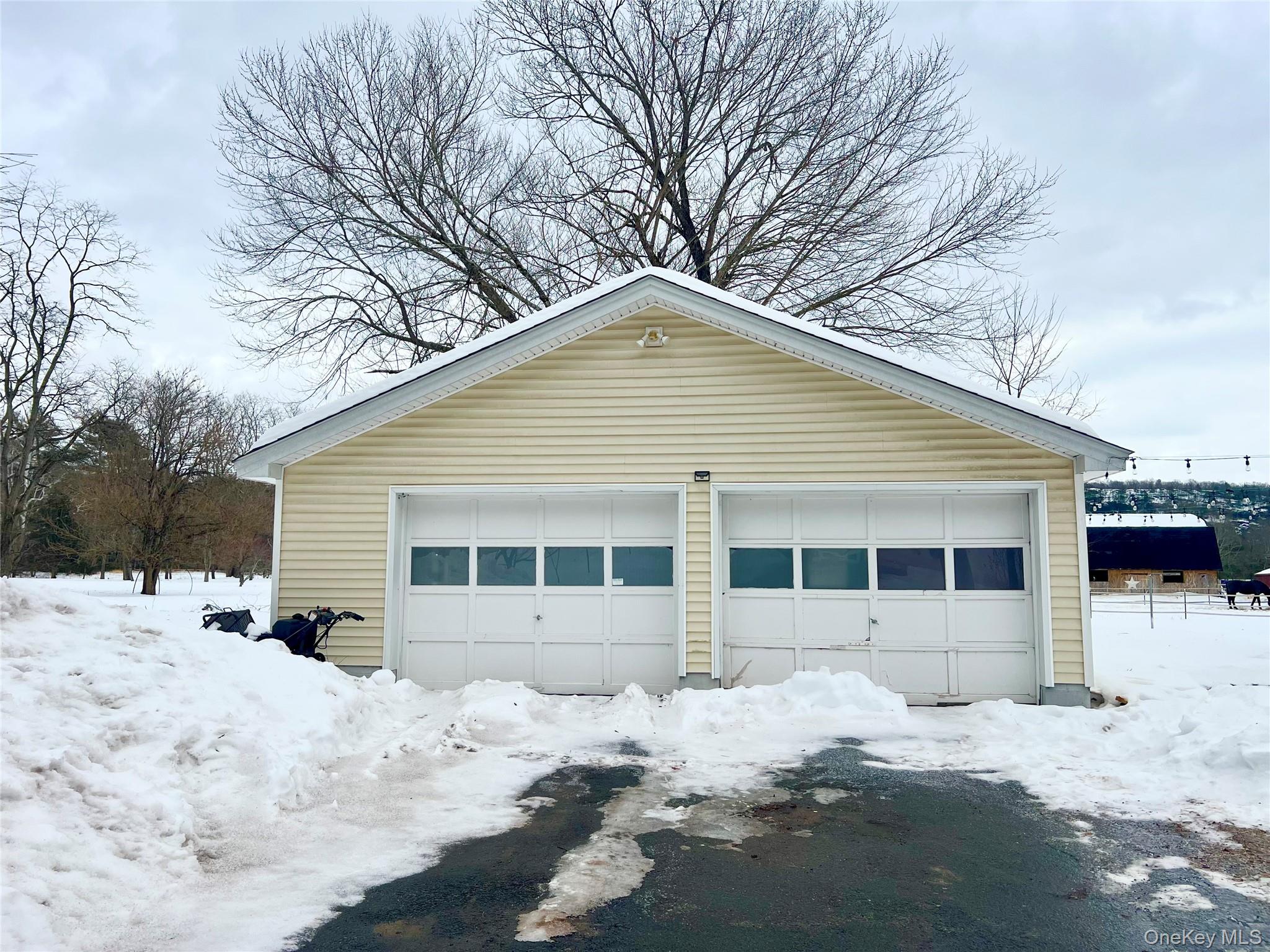 22 Canal Drive, Godeffroy, NY 12729