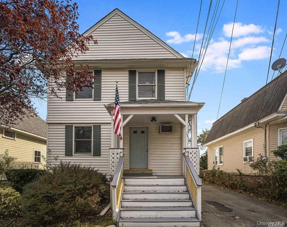 75 Maxwell Avenue # B, Oyster Bay, NY 11771