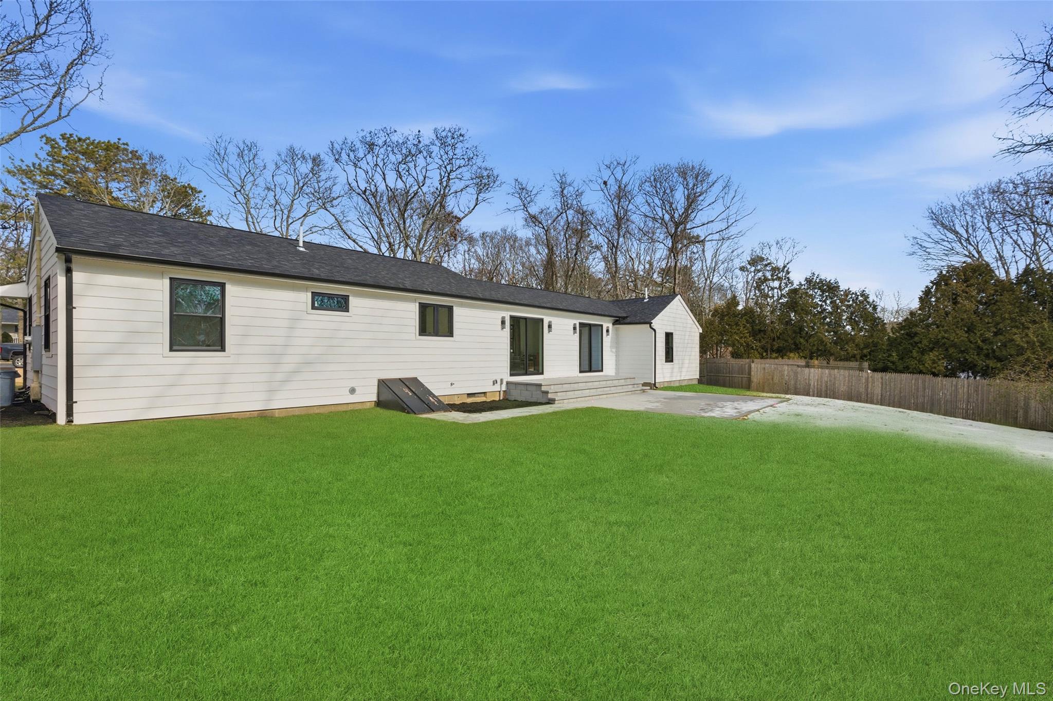 10 Tramposh Lane, Hampton Bays, NY 11946