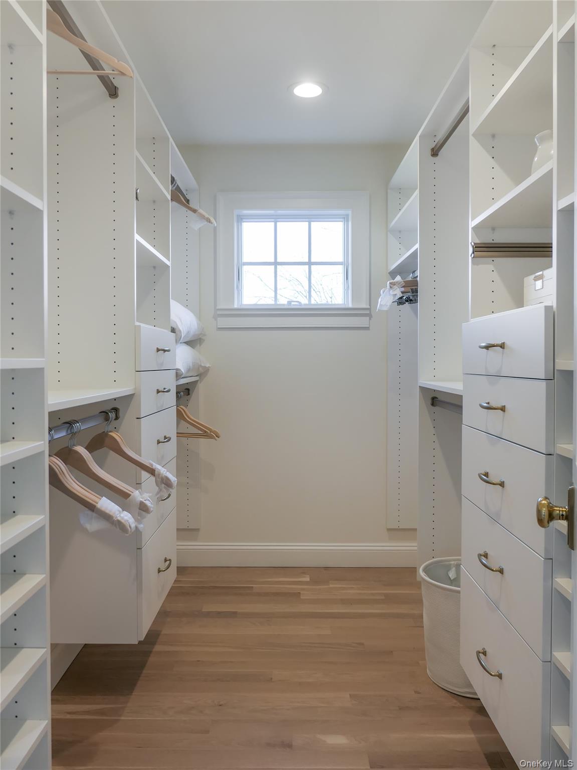 11 1st Street, Bellport Village, NY 11713