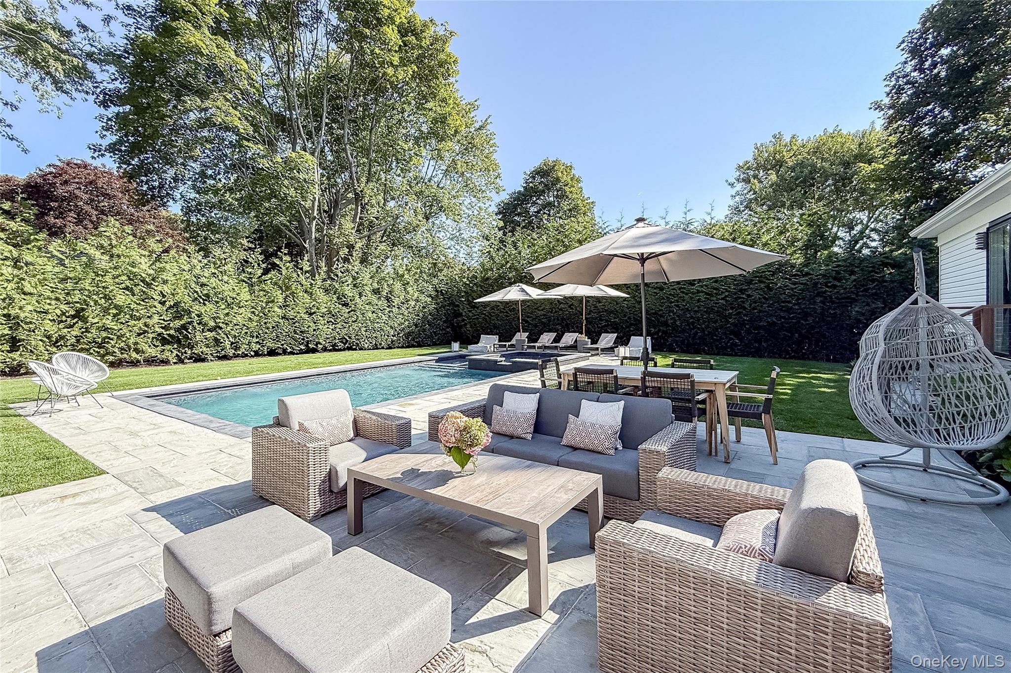 121 Ponquogue Avenue, Hampton Bays, NY 11946