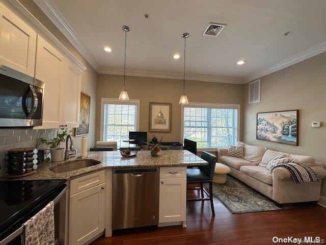 41 - 2A Green Street # 2A, Huntington, NY 11743