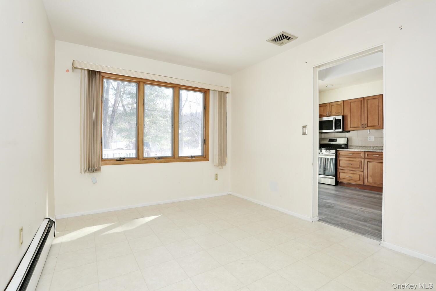 30 Bridle Road, Spring Valley, NY 10977