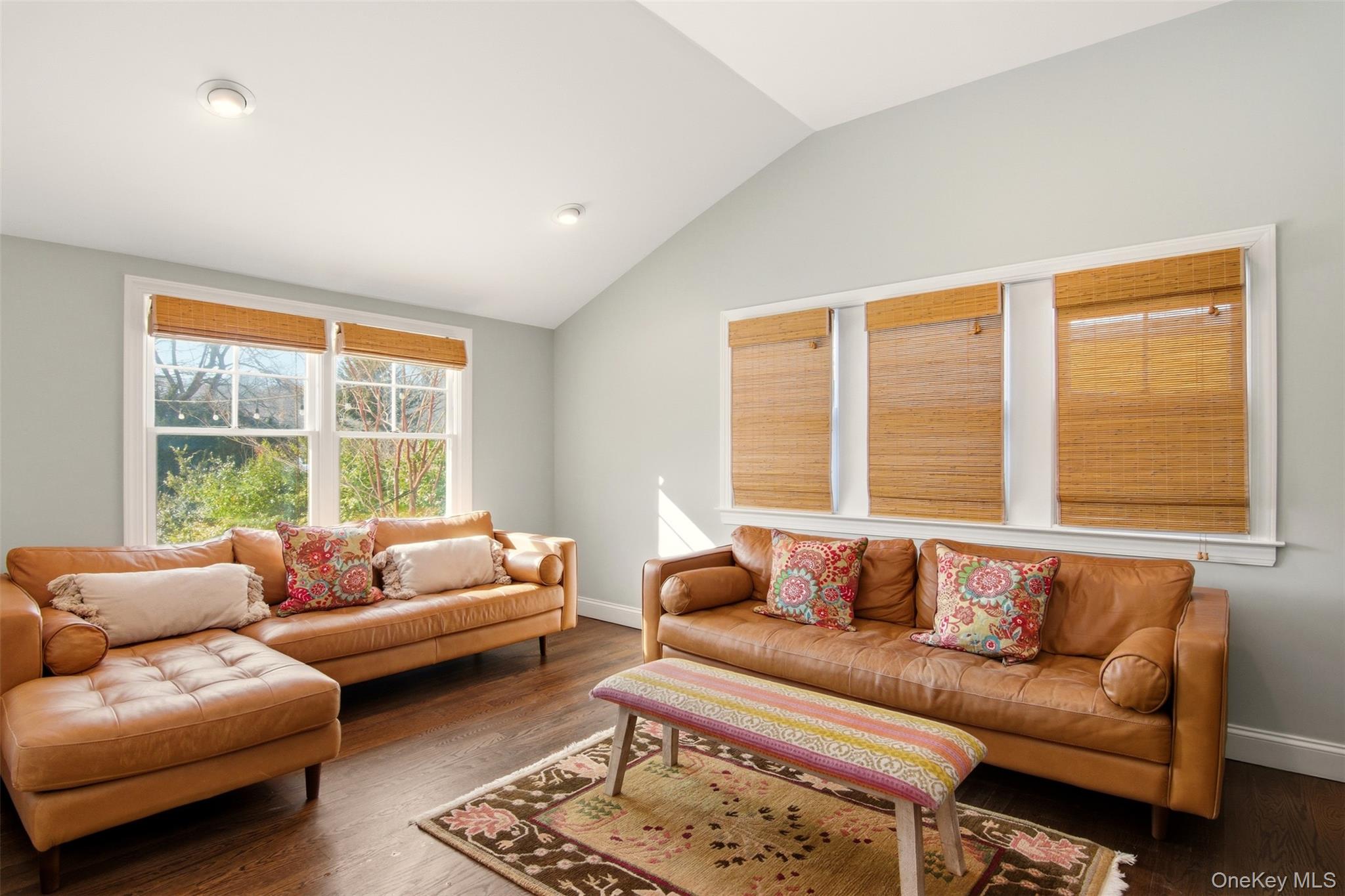 10 Beech Lane, Stony Brook, NY 11790