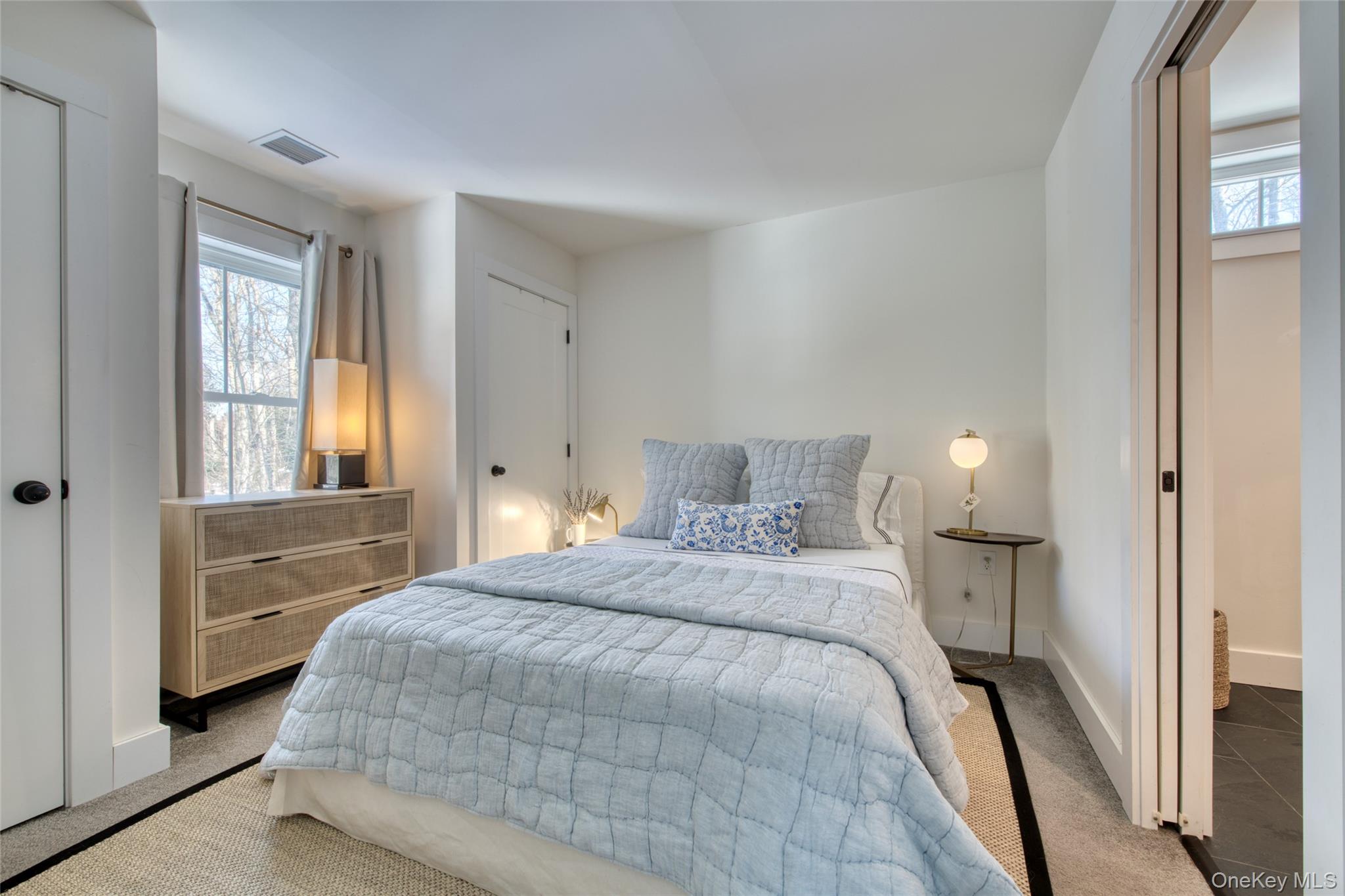 13595 Soundview Avenue, Southold, NY 11971