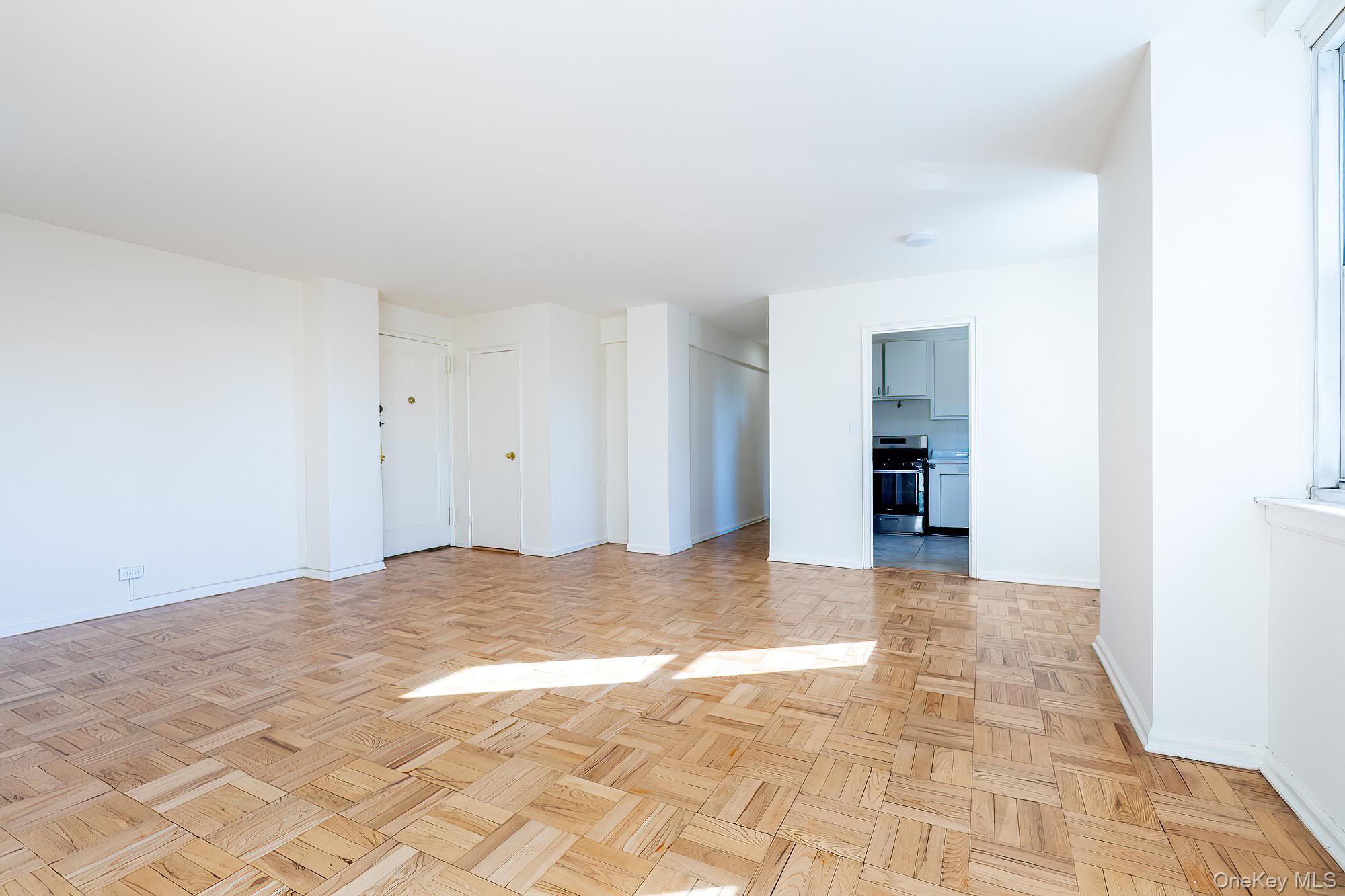 25 Knolls Crescent # 3A, Bronx, NY 10463