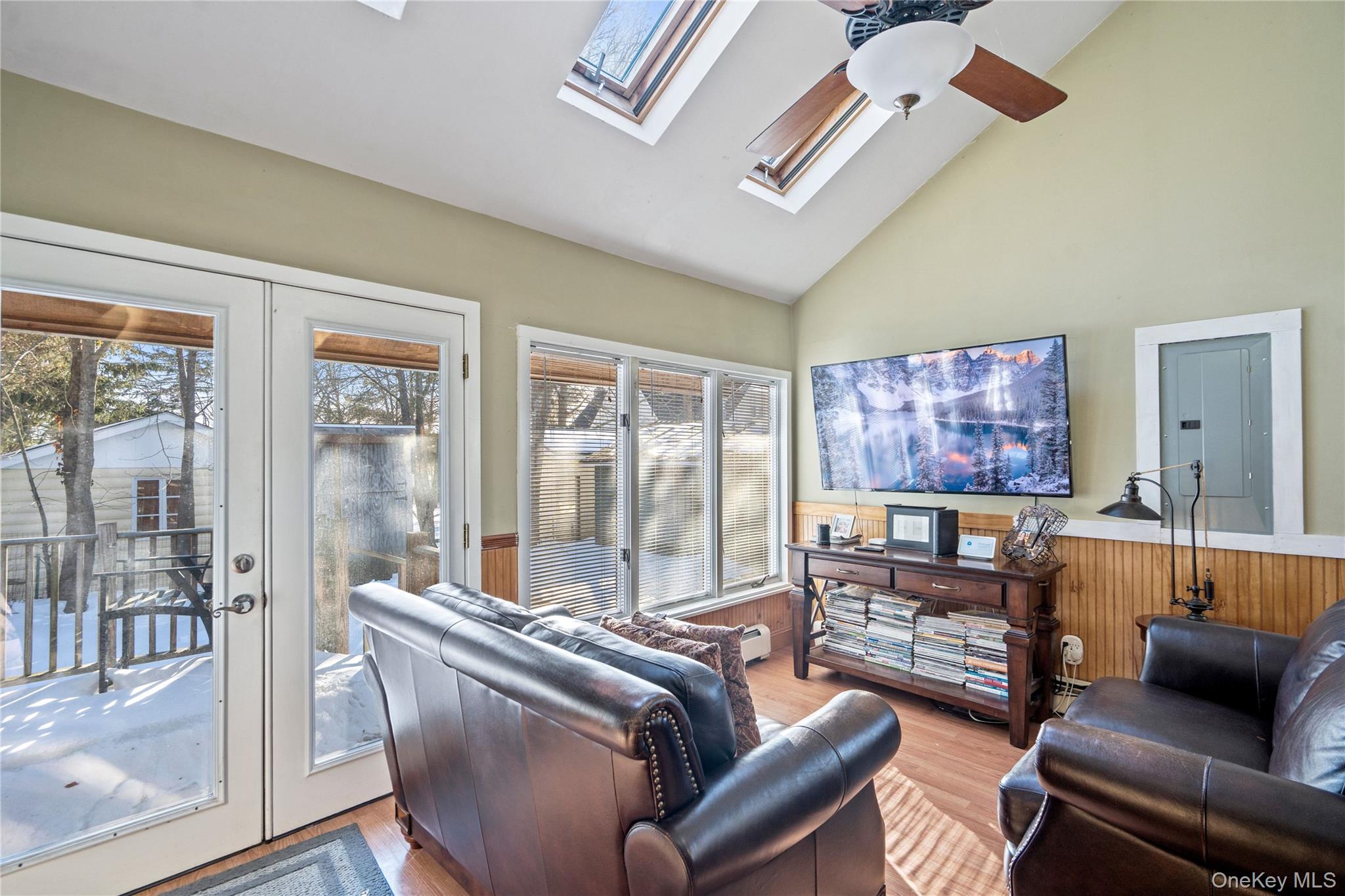 4 Wilson Street, East Patchogue, NY 11772