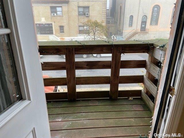 66 E Walnut Street, Long Beach, NY 11561