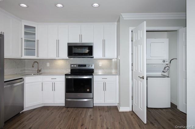 465 New Highway # C14, Copiague, NY 11726